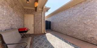 525 W Mossyleaf Drive Gallery 37