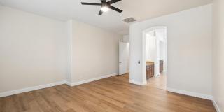 16195 W GLENROSA Avenue Gallery 14