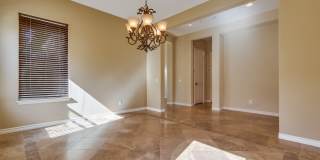 Beautiful 4 bedroom, 4.5 bathroom Home in the Varadero Community Gallery 19