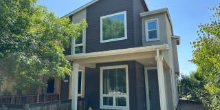 Charming 3 Bed / 2.5 Bath Home with Modern Upgrades Gallery 3