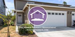 4 Bed 2.5 Bath - Modern Townhome - Hillcrest - NAS Whidbey 4 Bed 2.5 Bath - Modern Townhome - Hillcrest - NAS Whidbey Gallery 1