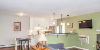 CHARMING 2 Bed 2 Bath Condo in Boulder - Available August 7th! CHARMING 2 Bed 2 Bath Condo in Boulder - Available August 7th! Gallery 1