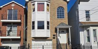 22 Wakeman Avenue 2nd fl. Gallery 1