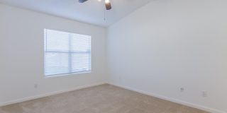 563 STAFFORDSHIRE Drive E Gallery 12