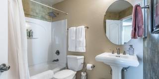 1664 E BRIDGEPORT Parkway Gallery 21