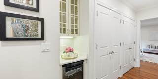 22 E Division Street Gallery 31