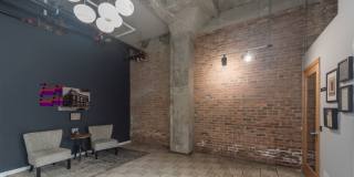 2001 S CALUMET Avenue Gallery 7