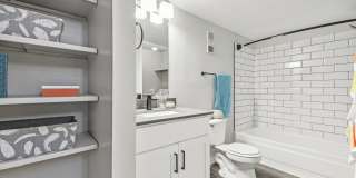 Avery Park Gallery 13