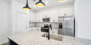 Colina Hillside Gallery 104