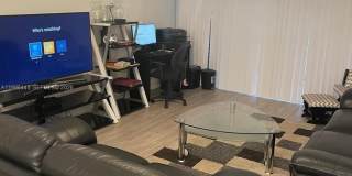 100 Lakeview Dr Gallery 12