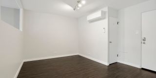 Boutique Living Steps from Highlands Square Gallery 12