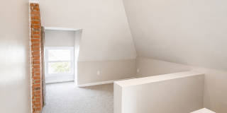 Schiller Terrace Gallery 10