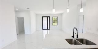 721 Bering Avenue S Gallery 7