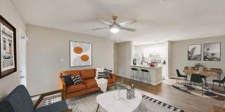 The 1800 at Barrett Lakes Apartments Gallery 1