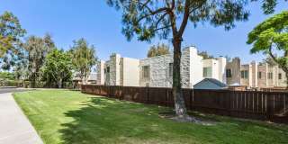 "Coming Soon" Awesome corner 2 Bedroom 2 Bath Townhome with large private patio (AC/Pool/Gated Parking,EV Chargers) Gallery 19
