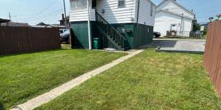 1629 1/2 Williams Avenue Gallery 1