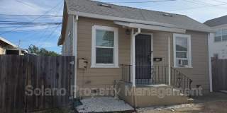 721 Broadway St. - Gallery 1