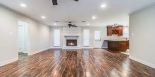 BEAUTIFUL HOME LOCATED ON TOLSON ROAD! Gallery 6