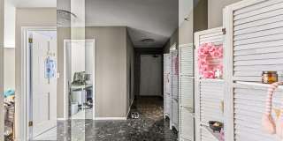 5000 Town Center Gallery 33