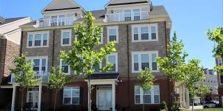 42581 SUNSET RIDGE Square Gallery 1