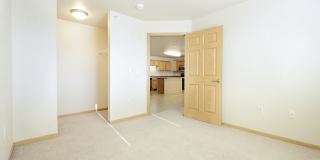 Hawk Pointe Apartments Gallery 18