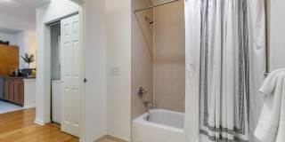 Pier Village Gallery 19