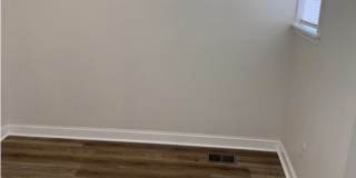 1526 South 29th Street Gallery 1