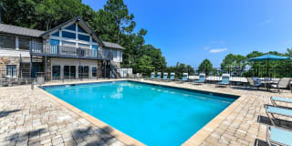 The VUE at Crestwood Apartments Gallery 11