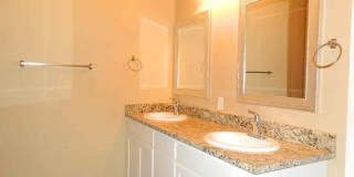 1025 Creek Side Dr Gallery 8