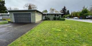 Quiet Friendly Street Neighborhood 3bd/1ba House Gallery 1