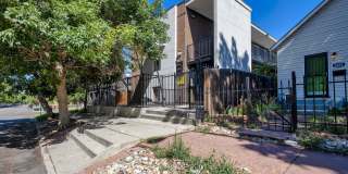 2246-2250 Clarkson Gallery 8