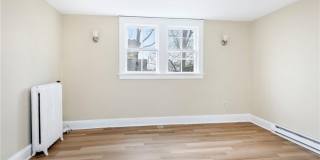 427 Spring Street Gallery 8