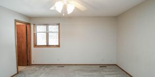 Spacious 5-Bedroom Split-Level in Southwest Sioux Falls with 4-Season Room & Fenced Yard! Gallery 19