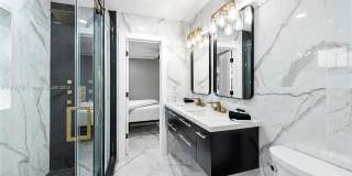 1030 SW 14th Ter 1030 SW 14th Ter Gallery 30