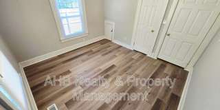 632 New St. Gallery 10