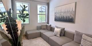 2143 N Bay Rd Gallery 17