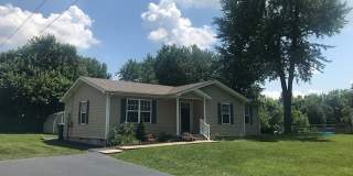 Beautiful 3 Bed, 2 Bath Home, Convenient Location, Close to Fort Knox Gallery 1