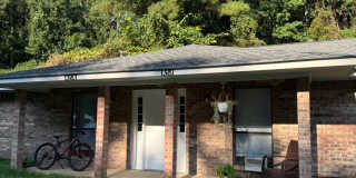 Renovated Duplex in Auburn! Renovated Duplex in Auburn! Gallery 1