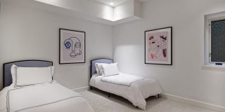 111 S Sixth Street Gallery 25