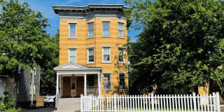 370 Maple Avenue Gallery 1