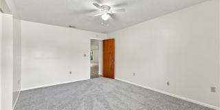 2101 SE Dolphin Road Gallery 26
