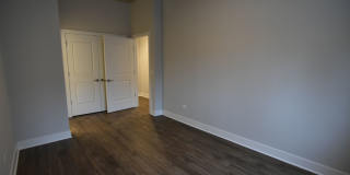 3833 N Broadway Gallery 362