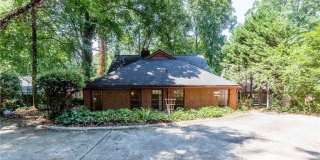 1681 E Clifton Road NE Gallery 41