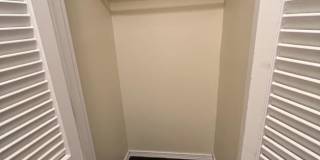 180 River St. Gallery 7