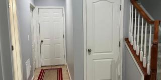 22641 Twitter Square Gallery 17
