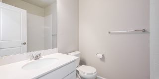 Beautiful 3 Bed, 2.5 Bath Townhome Beautiful 3 Bed, 2.5 Bath Townhome Gallery 12