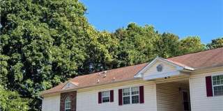 Three bedroom, 2 bath condo in High Point Gallery 1