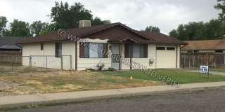 3043 SHAWNEE PLACE - CUTE 2BR HOUSE! Gallery 1