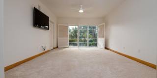 1228 Hillsboro Mile Gallery 10