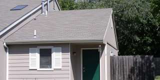 2100 Haskell Avenue Gallery 1